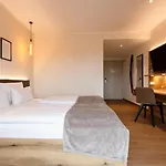 Weinzuhause Hotel-restaurant-vinothek 4*