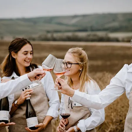 Hotel Weinzuhause Hotel-restaurant-vinothek