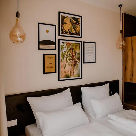 Hotel Weinzuhause Hotel-restaurant-vinothek 4*