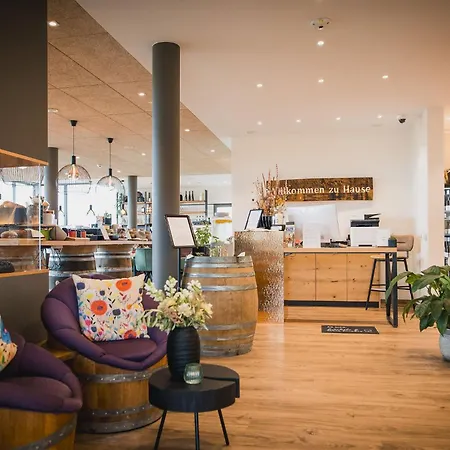 Weinzuhause Hotel-restaurant-vinothek Hotel 4*