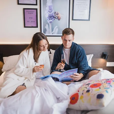 Weinzuhause Hotel-restaurant-vinothek Hotel Mommenheim