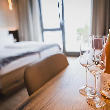 Weinzuhause Hotel-restaurant-vinothek