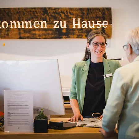 Weinzuhause Hotel-restaurant-vinothek 4* Mommenheim