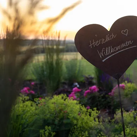 Weinzuhause Hotel-restaurant-vinothek Mommenheim