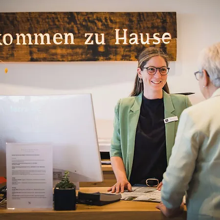 Weinzuhause Hotel-restaurant-vinothek Hotell Mommenheim