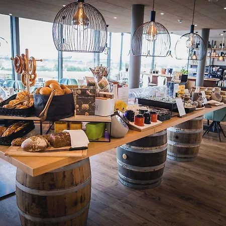 ホテル Weinzuhause Hotel-restaurant-vinothek Mommenheim