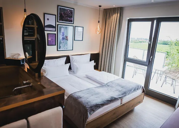 Weinzuhause Hotel-restaurant-vinothek Hotel 4*