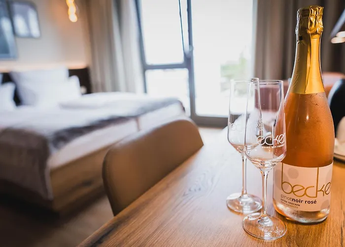 Weinzuhause Hotel-restaurant-vinothek