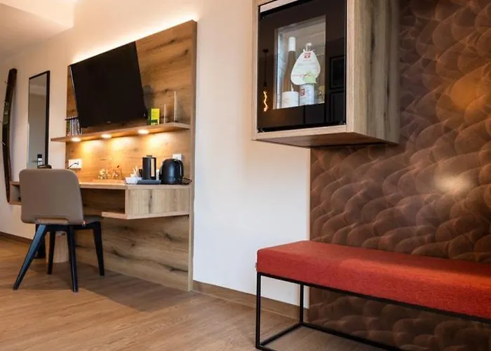 Weinzuhause Hotel-restaurant-vinothek מלון