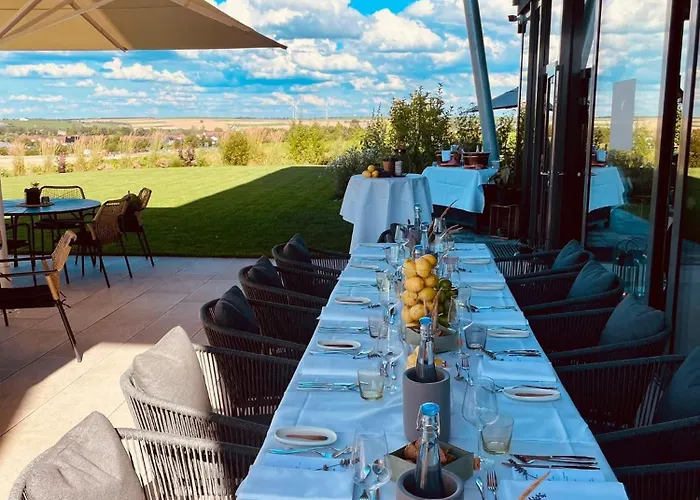 Weinzuhause Hotel-restaurant-vinothek