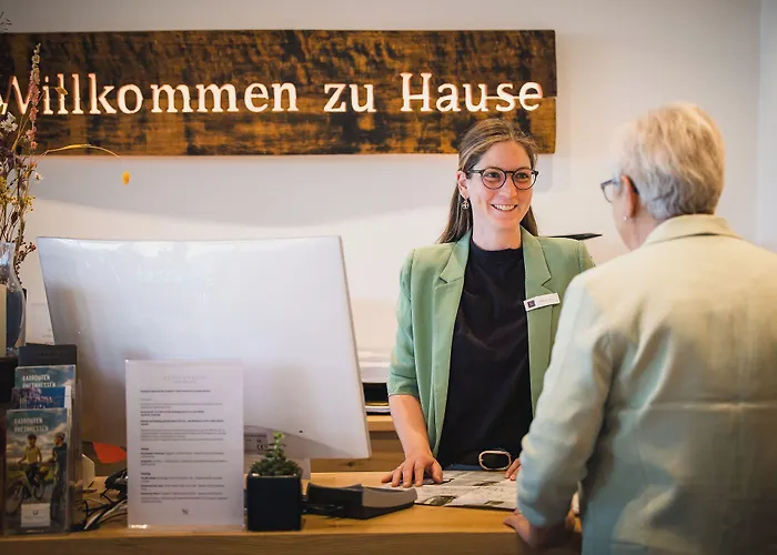 Weinzuhause Hotel-restaurant-vinothek מלון Mommenheim