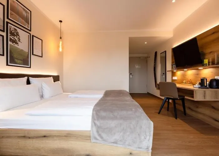 Weinzuhause Hotel-restaurant-vinothek 4*